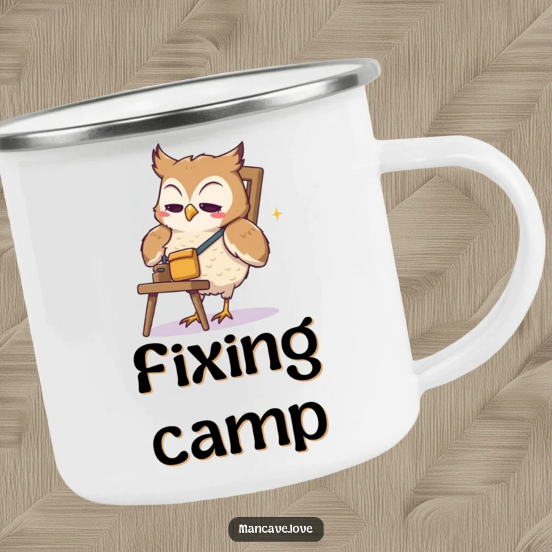 Funny Owl Camping Mug: A cute owl in a tool belt humorously tries to fix a wobbly chair, perfect for outdoor laughs.